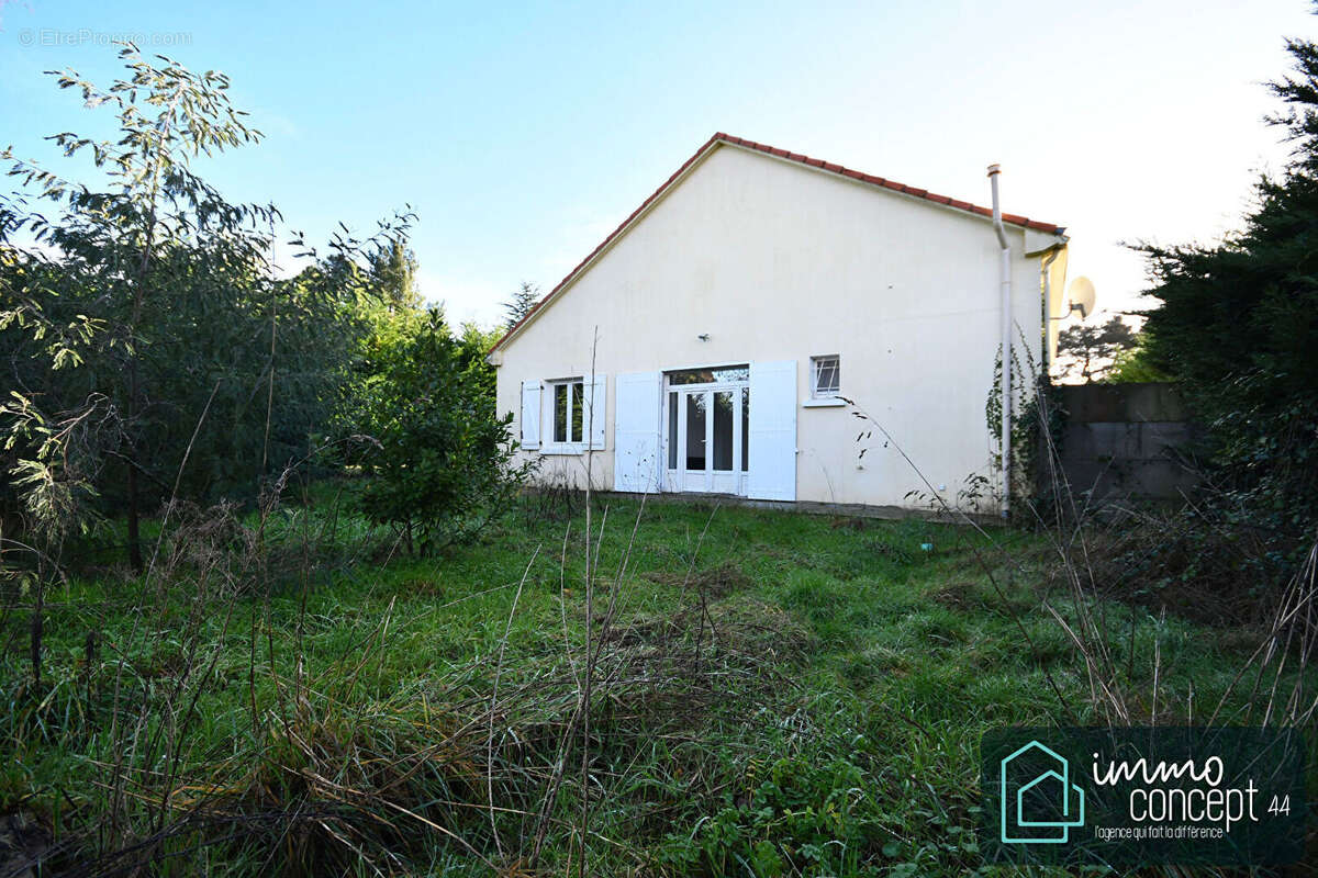 Maison à BOUAYE