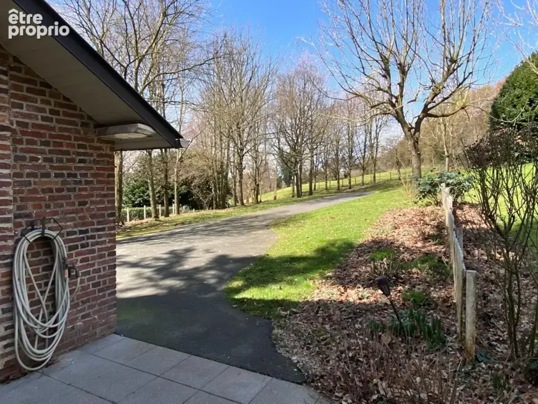 Propriété d’Exception à Lisieux – Maison de 255 m² sur 3 Hectares avec dépendances - photo 17
