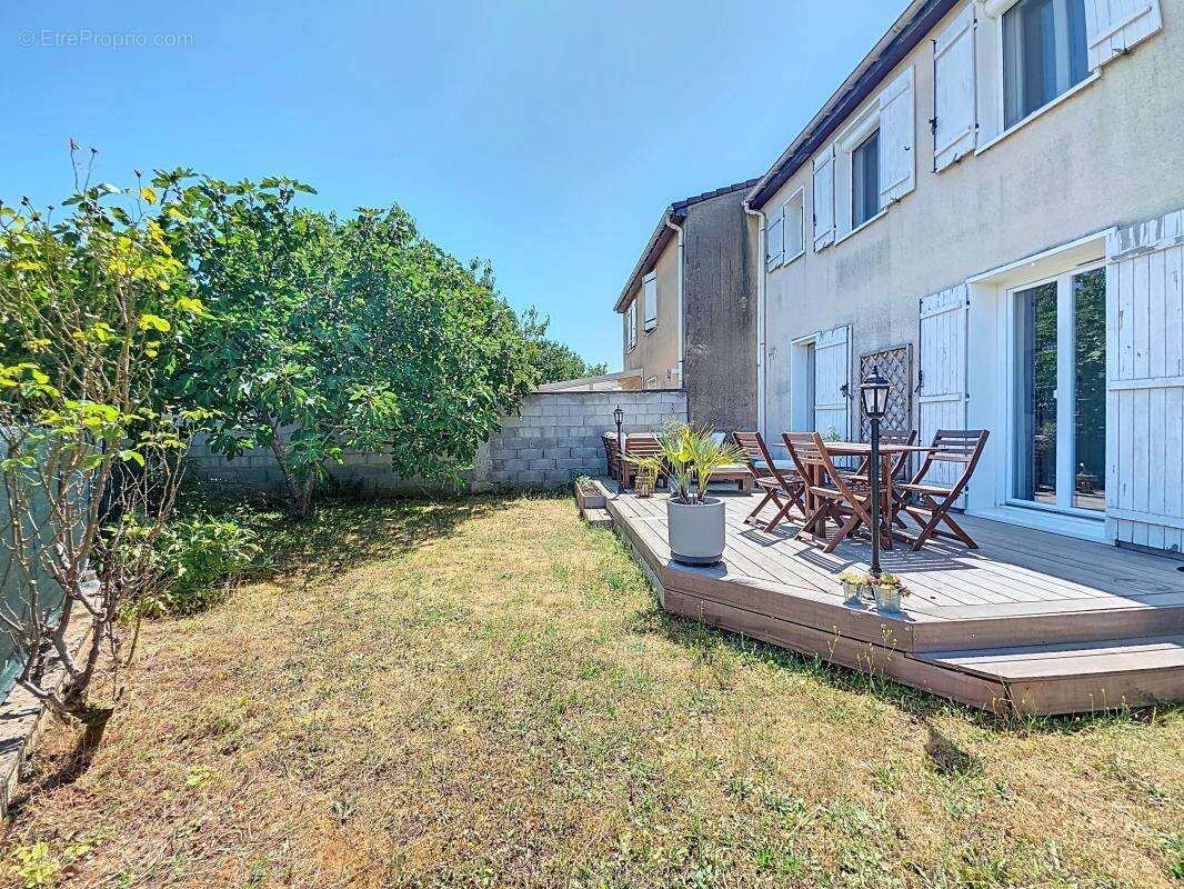 Maison à MIONS