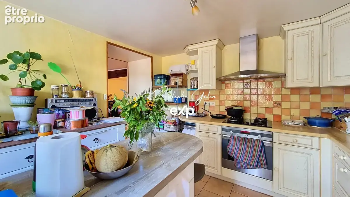 Maison 84 m² à Roussac  - photo 3