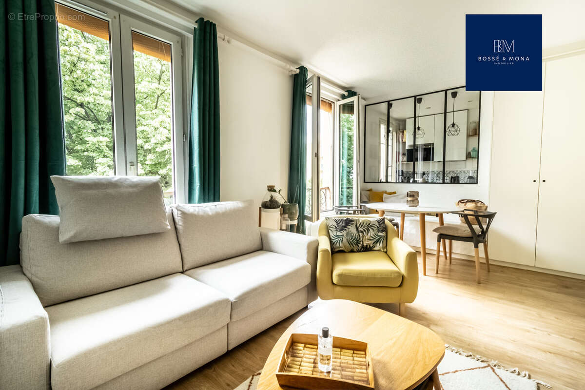 Appartement à PARIS-18E