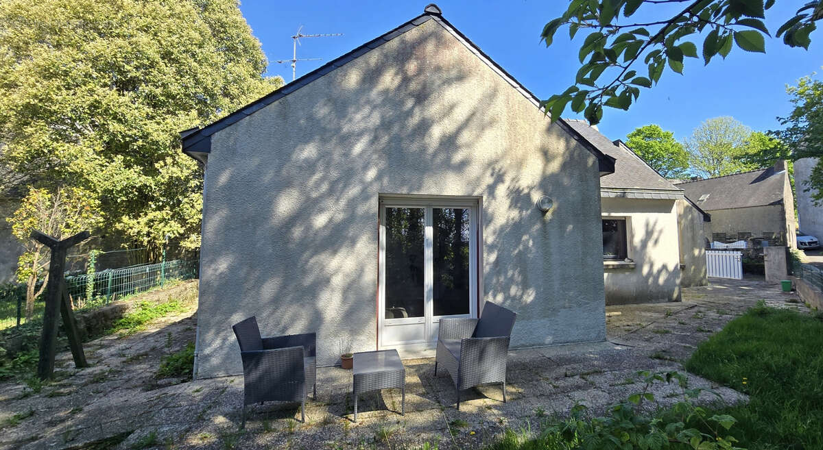Maison à LOCUNOLE