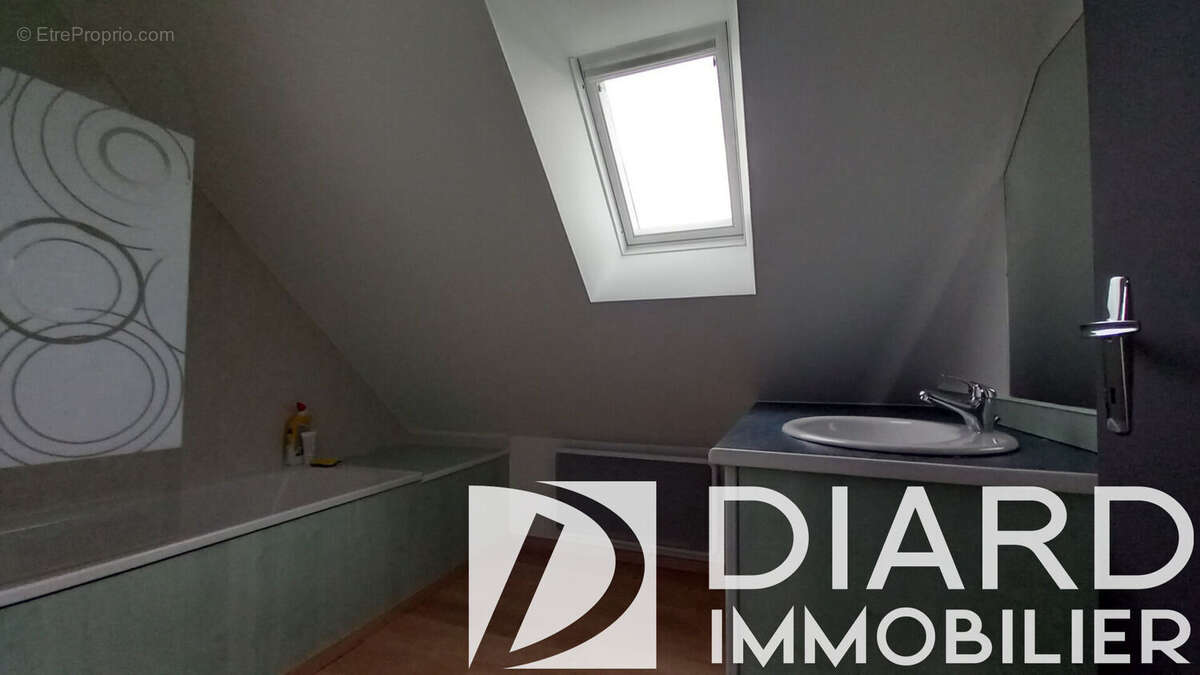 Maison La Chapelle Fleurigne 6 pièce(s) 115 m2 - photo 11