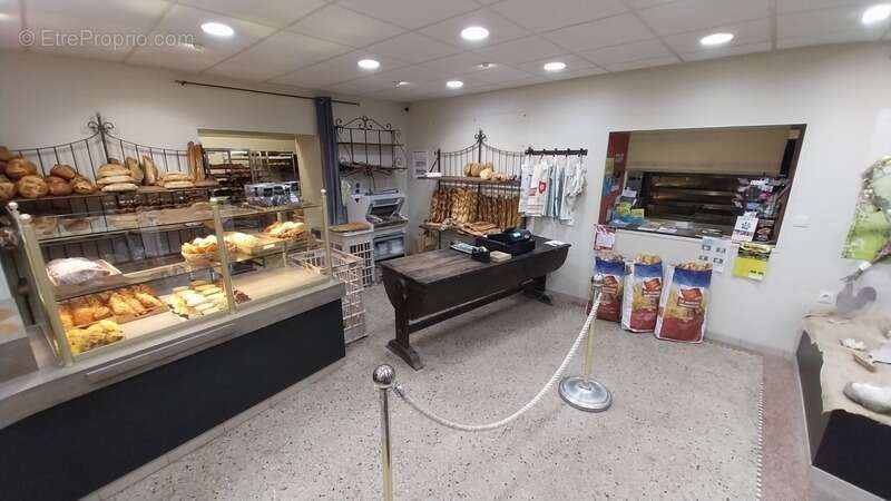 Commerce à POTIGNY