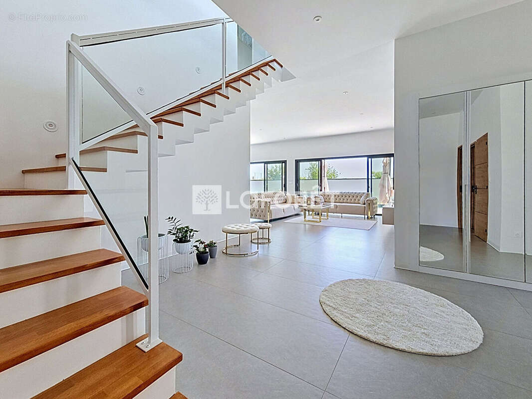 Maison contemporaine 4 chambres avec piscine - photo 7