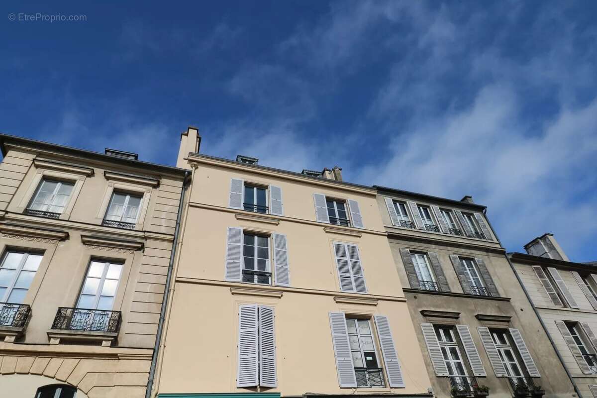 Appartement à VERSAILLES