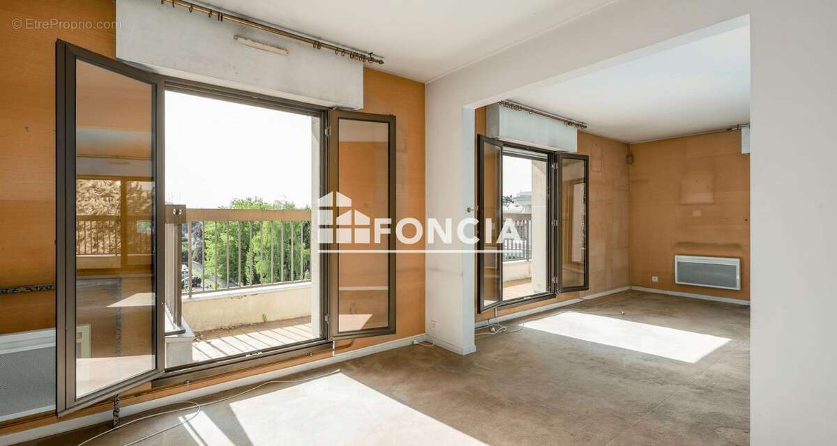 Appartement à BOURG-LA-REINE
