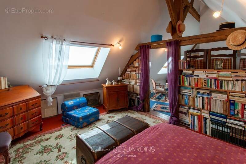 Maison à LE PIN-AU-HARAS