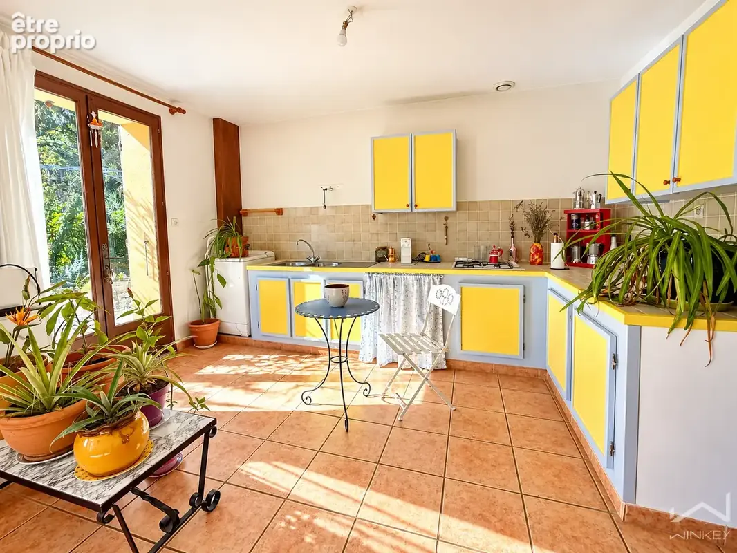 Exclusivité bollène   ensemble immobilier de 230 m2 habitables don+ local commercial de 48 m2   terrain de 674 - photo 5