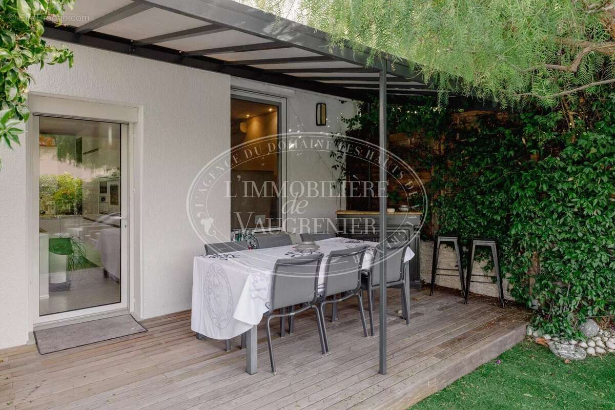Maison à VILLENEUVE-LOUBET