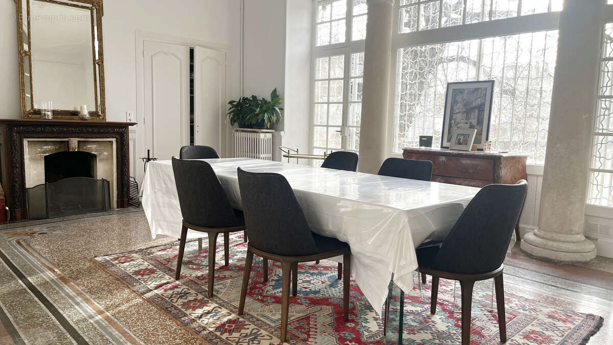 Appartement à NIMES