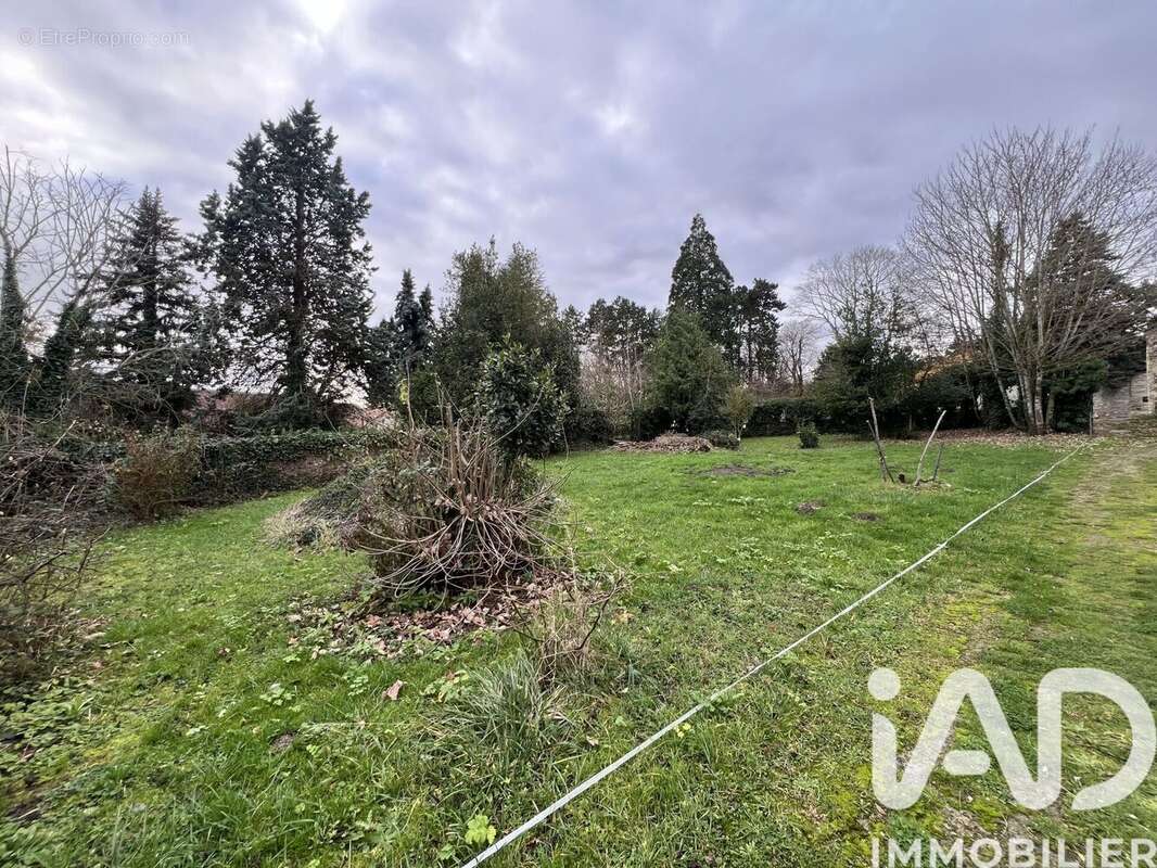 Photo 3 - Terrain à JAMBVILLE