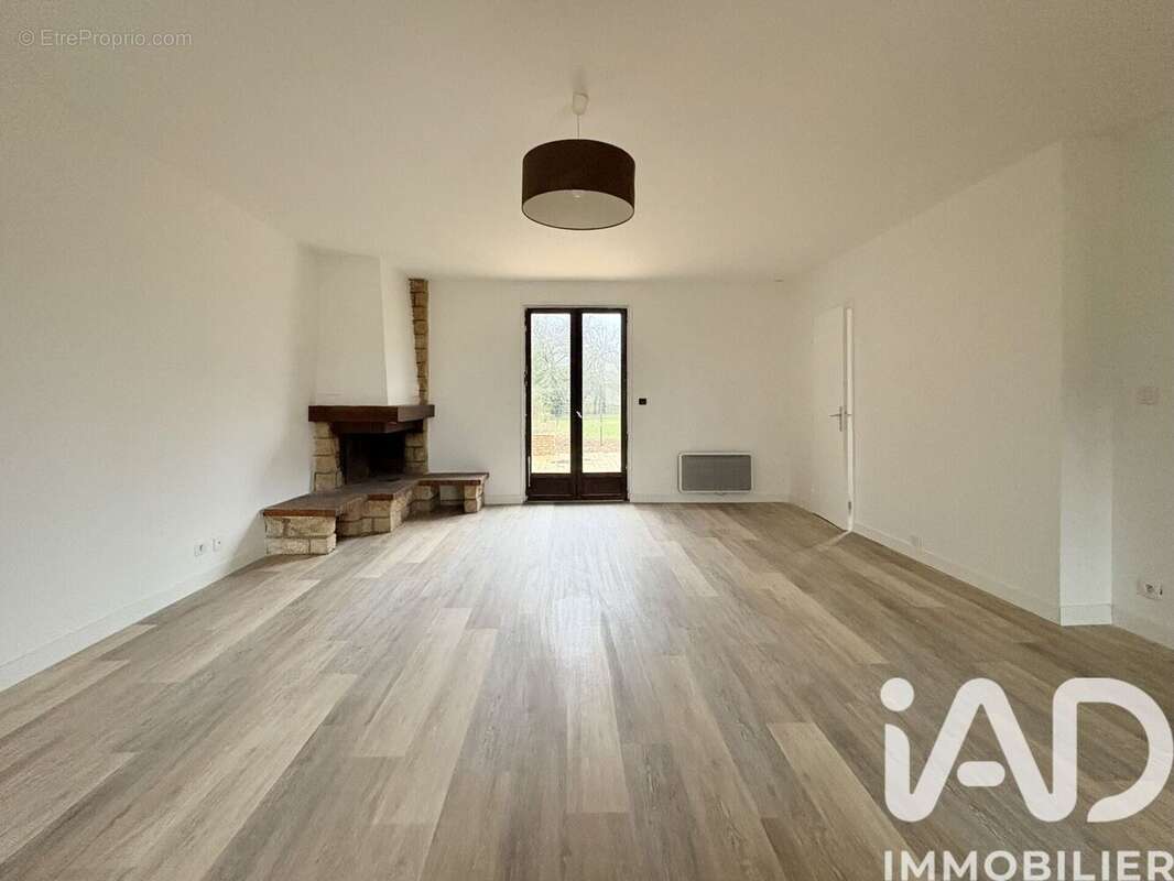 Photo 5 - Maison à DAMMARIE-LES-LYS