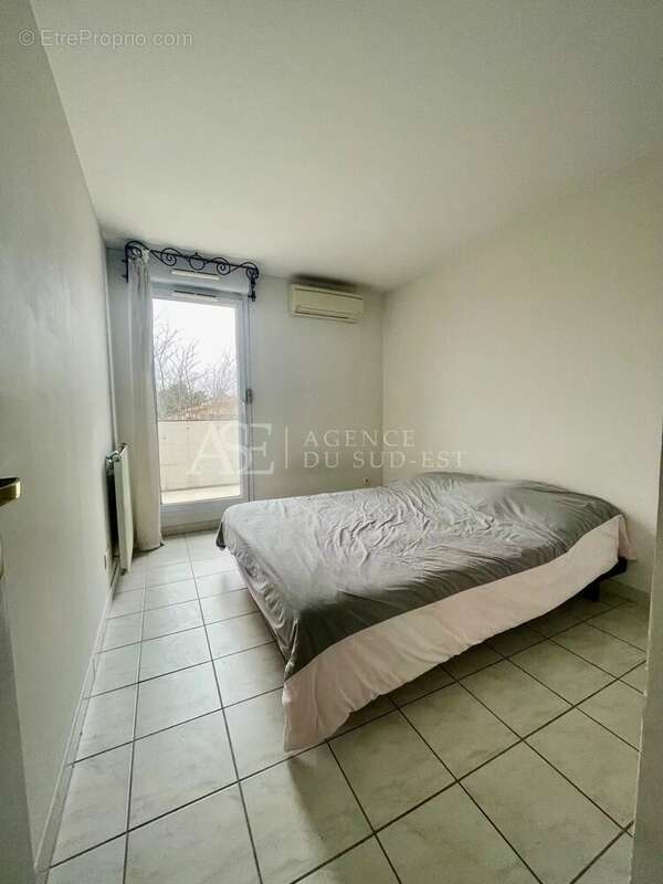 Appartement à VENELLES