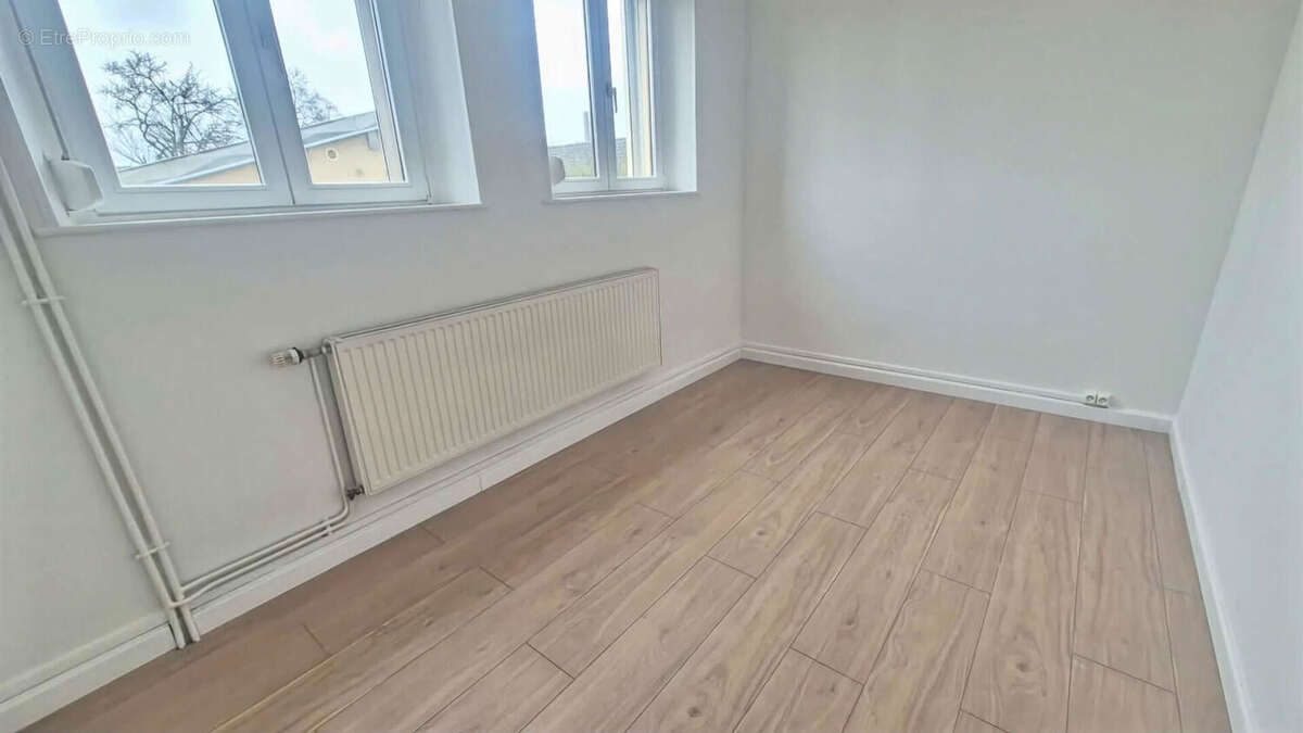 Maison à NOMEXY