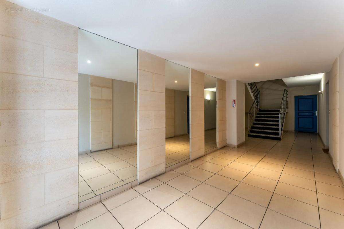 Appartement à LE BOUSCAT