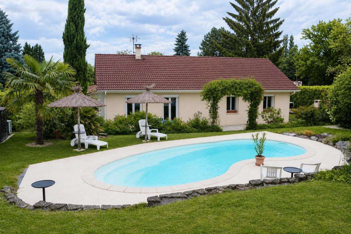 Maison à CESSIEU