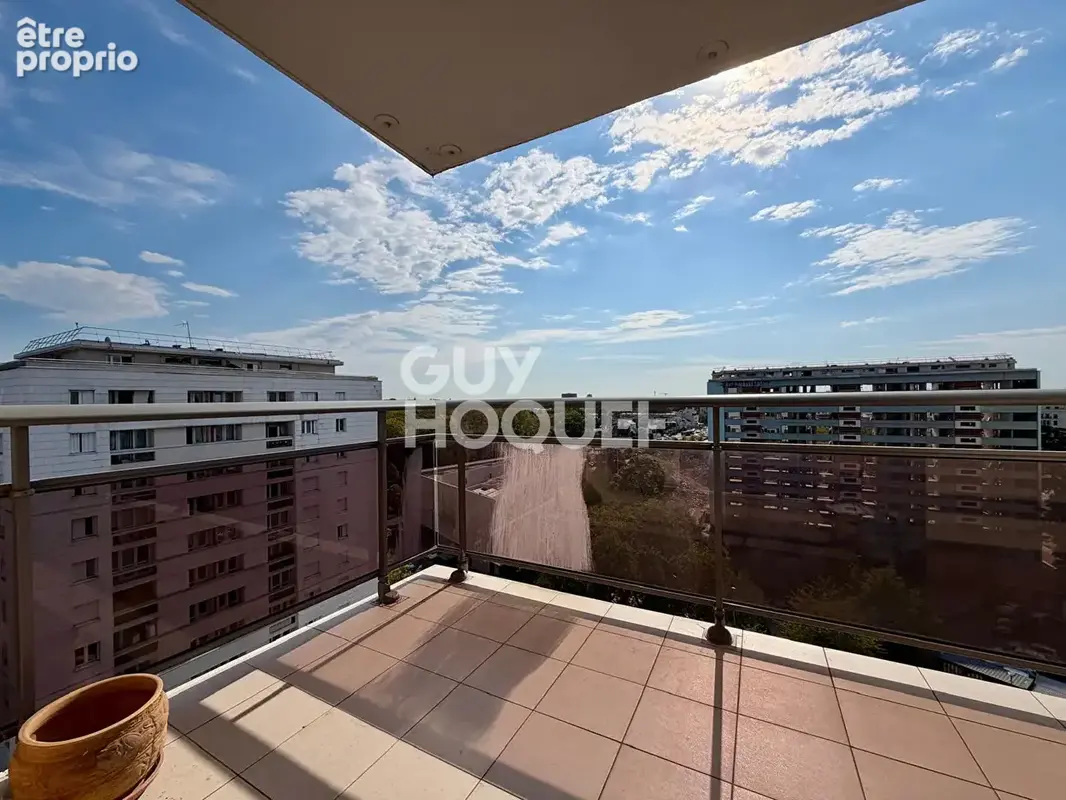 Meudon-la-forêt - 4 pièces - 77,17 m² - 10e étage - vue dégagée -terrasse, balcon, cave et parking - photo 8