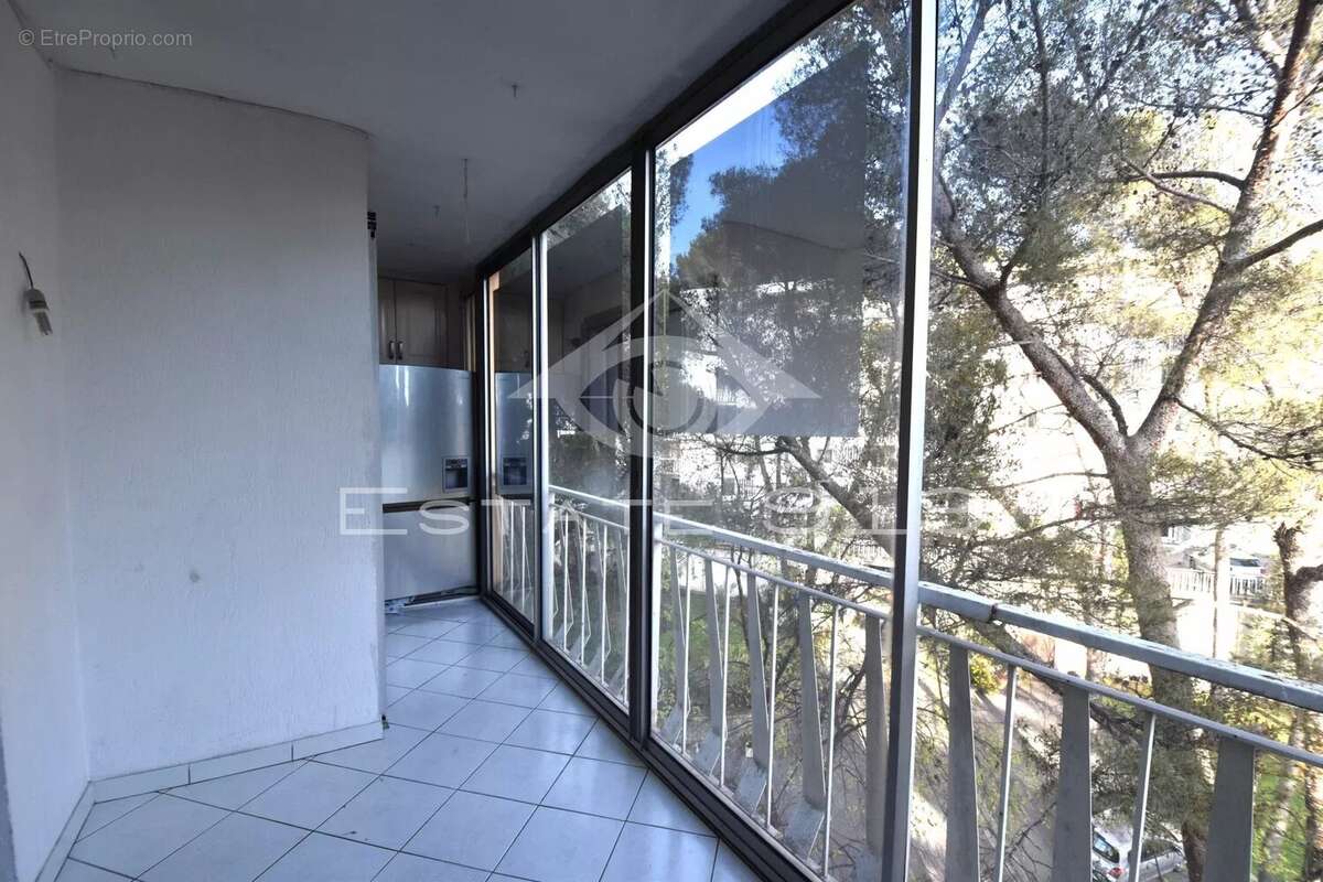 Appartement à LE CANNET