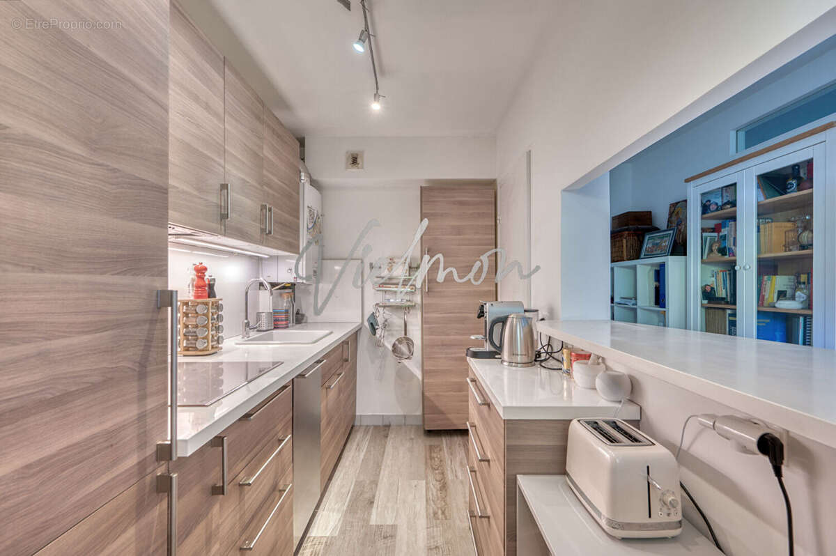 Appartement à ISSY-LES-MOULINEAUX