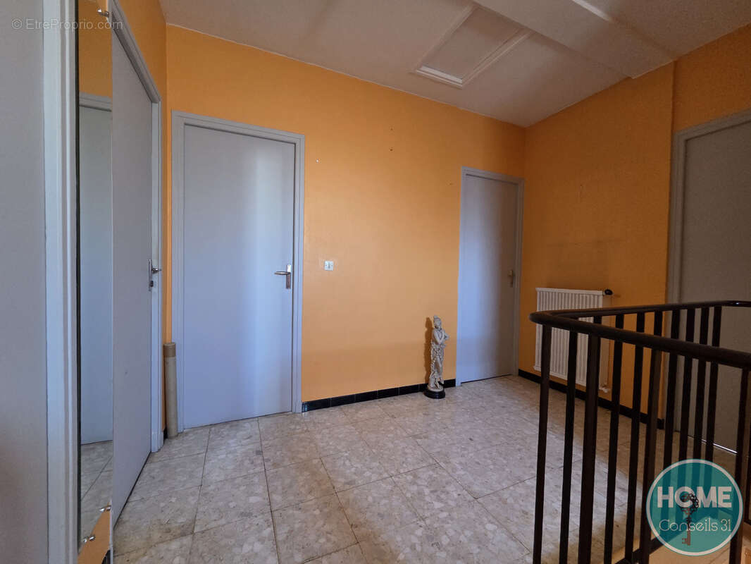 Maison T5 centre ville de Cugnaux - photo 7