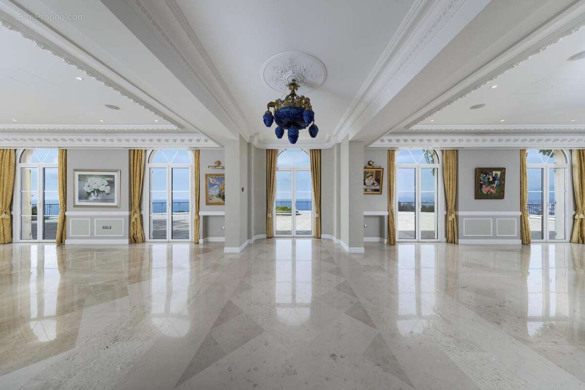 Maison à VILLEFRANCHE-SUR-MER