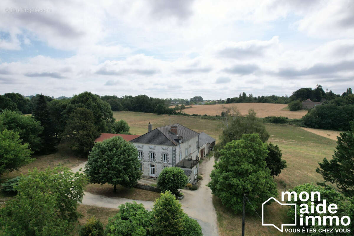 Maison 160 m² à Thiviers  - photo 5