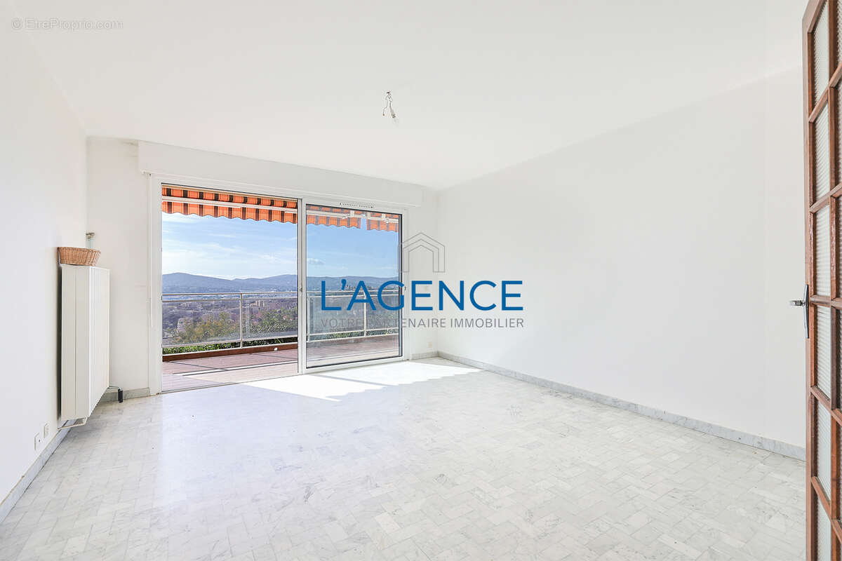 Appartement à LE LAVANDOU