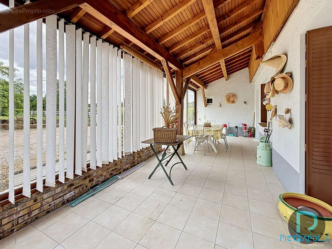 Maison à VONNAS