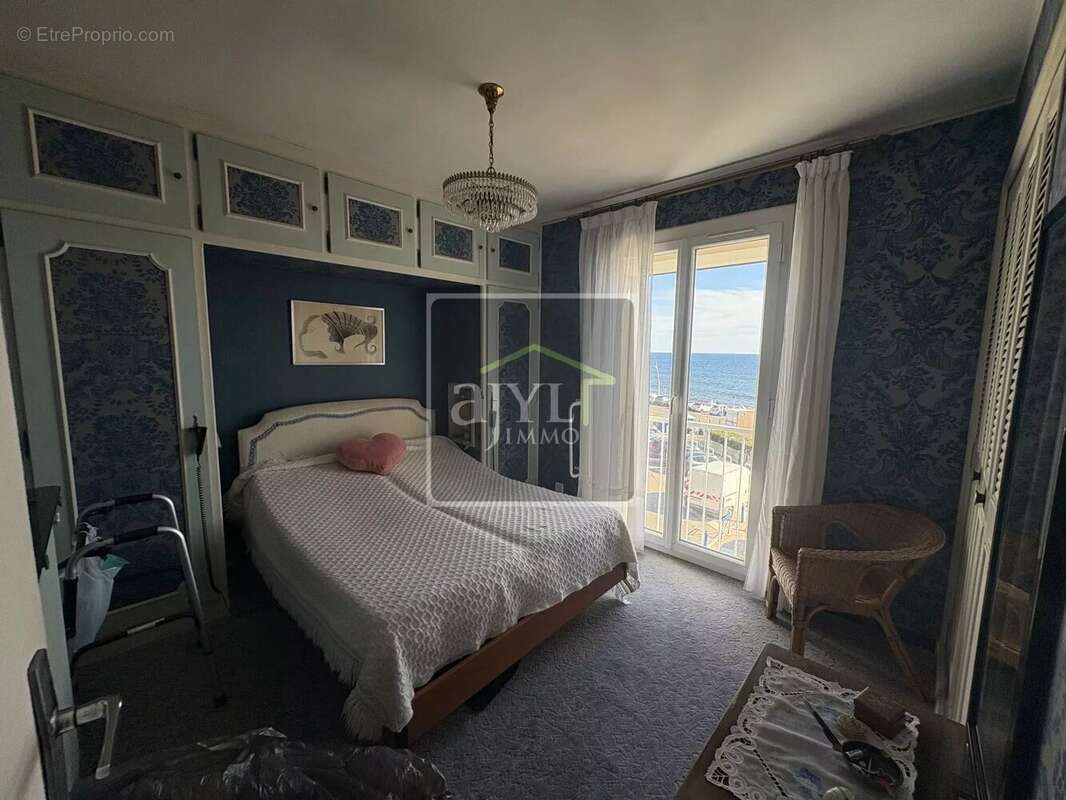 Appartement à SAUSSET-LES-PINS