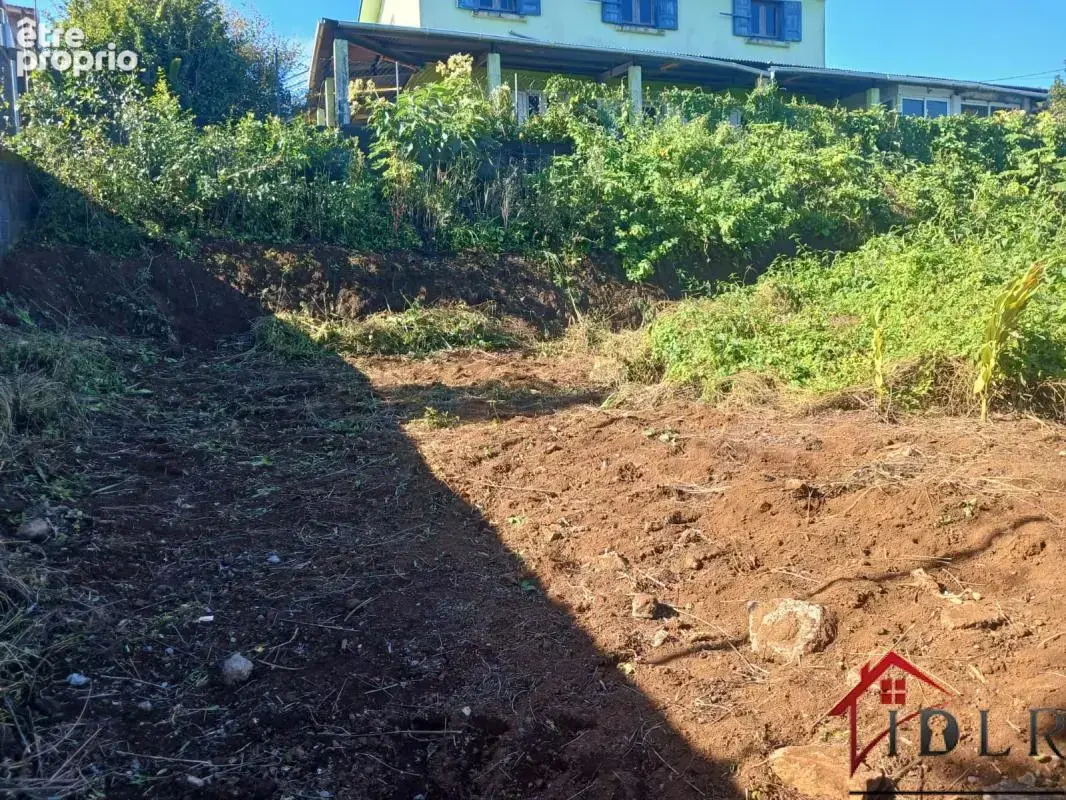 En EXCLUSIVITÉ : Terrain constructible de 1 333 m2 avec vue - photo 7