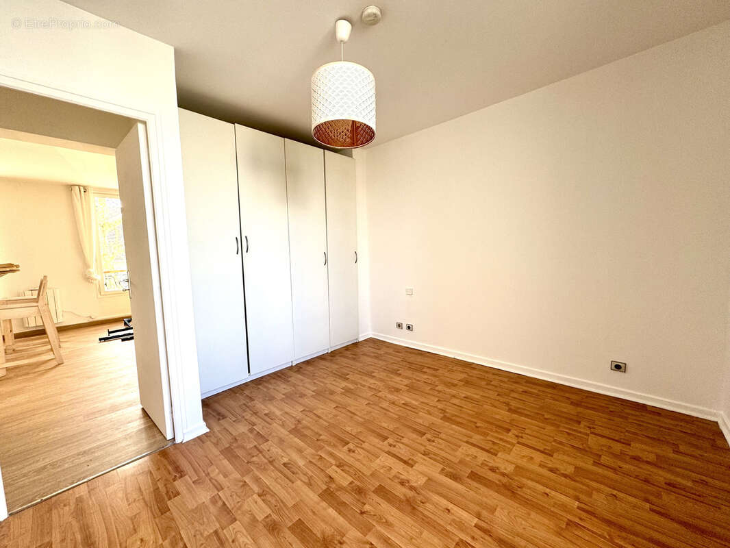 Appartement à LE PERREUX-SUR-MARNE