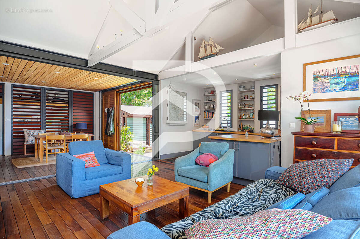 Maison à SAINT-PIERRE