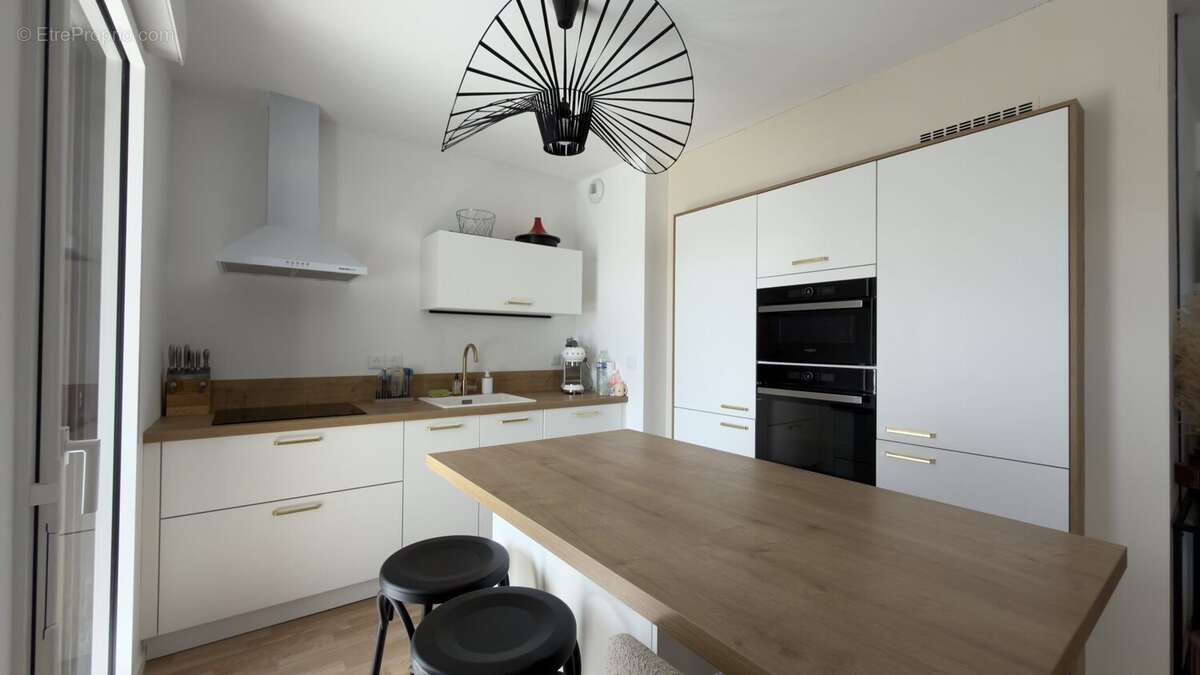 Appartement à NOYAL-CHATILLON-SUR-SEICHE