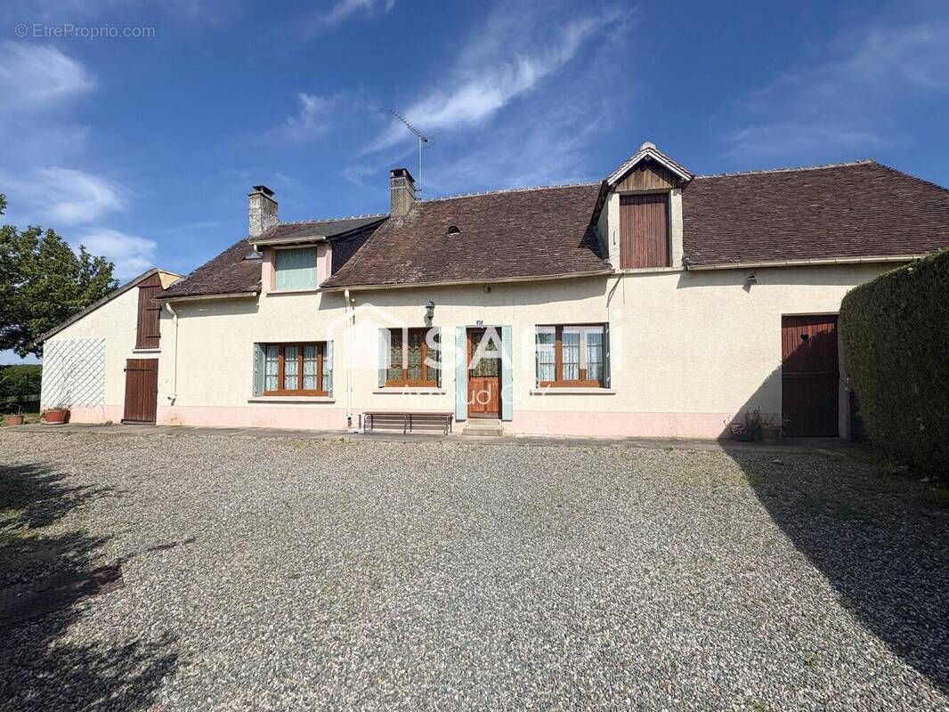 Photo 1 - Maison à NEUFCHATEL-EN-SAOSNOIS