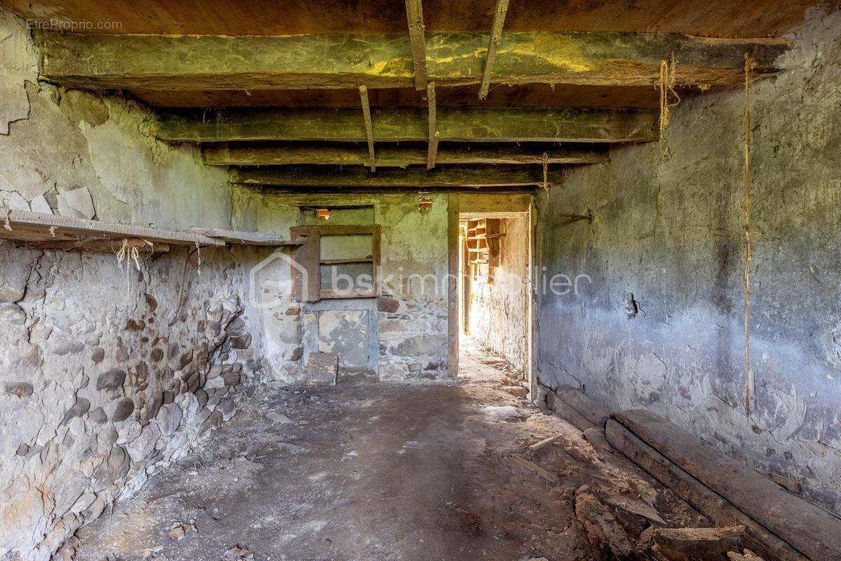 Maison à SAINT-EUSEBE