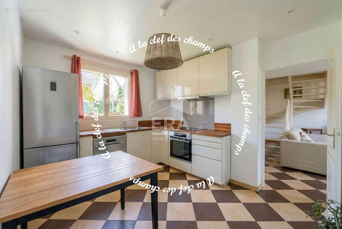 Maison à GIF-SUR-YVETTE