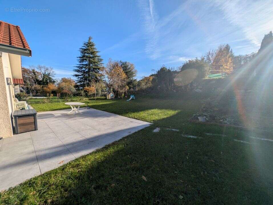 Maison à CHAPAREILLAN