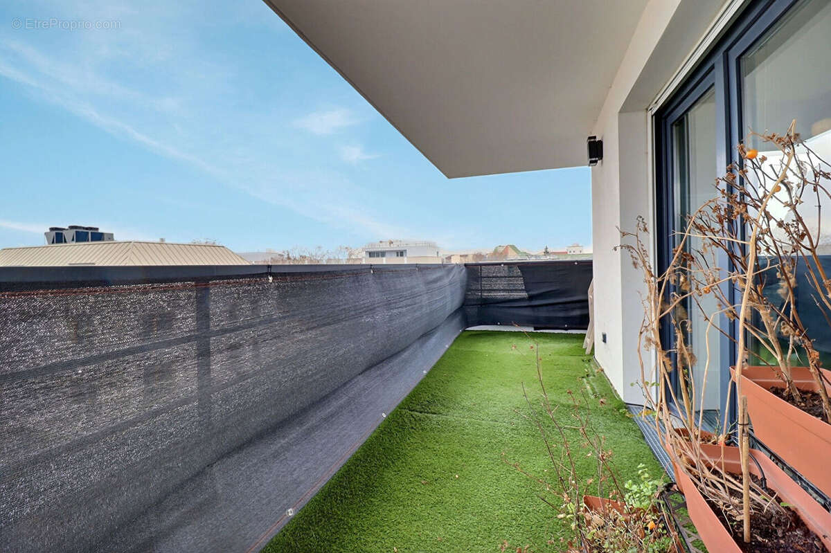 Appartement à COLOMBES