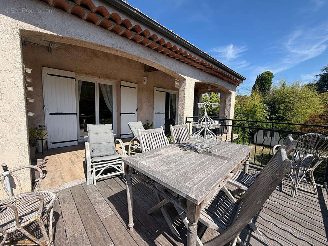 Maison à PEGOMAS