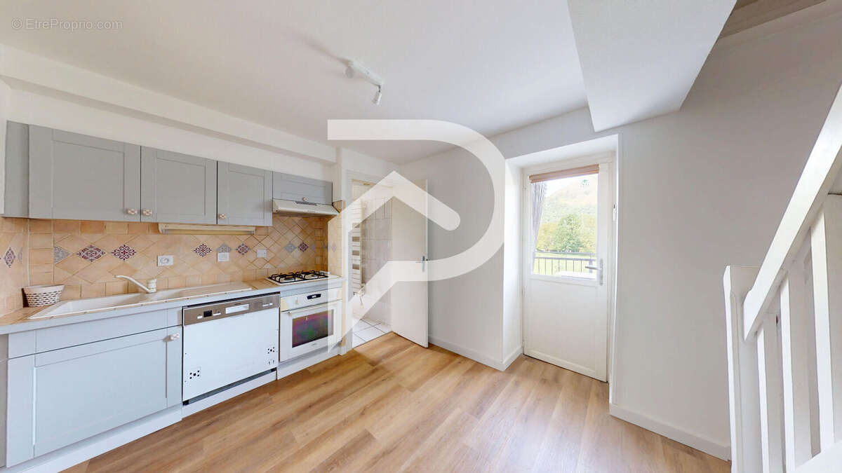 Maison à OLORON-SAINTE-MARIE