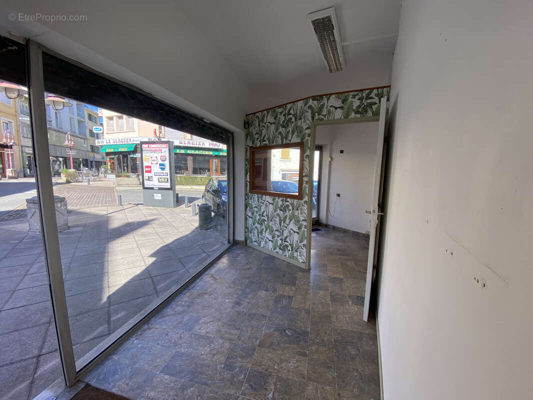 Commerce à LANNEMEZAN