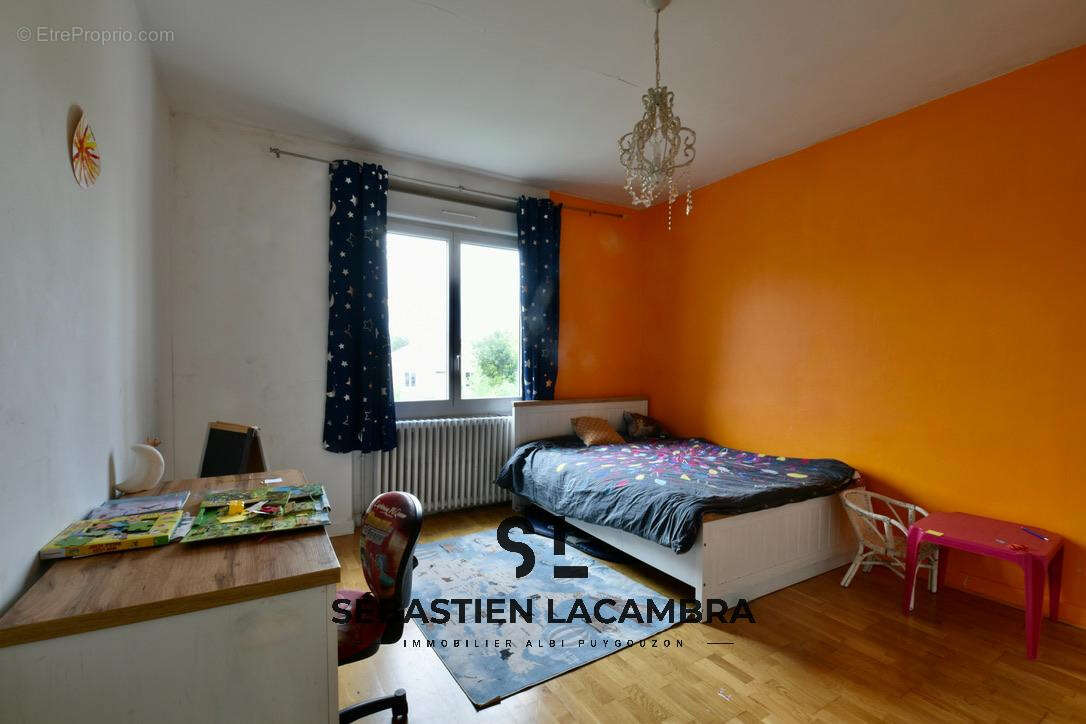 Maison à SAINT-JUERY