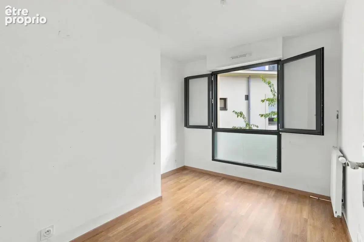 Appartement de 4 pièces de 65 m² à Aubervilliers - photo 6