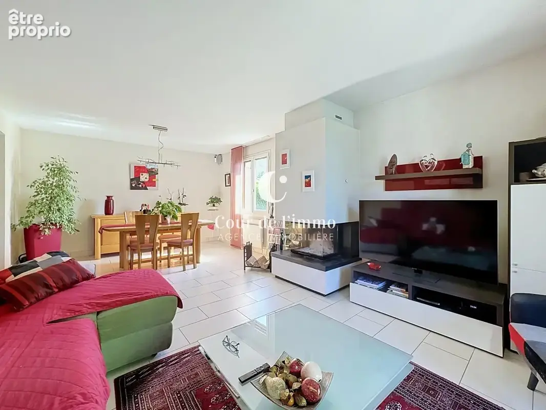 Maison individuelle à BONNE - photo 2