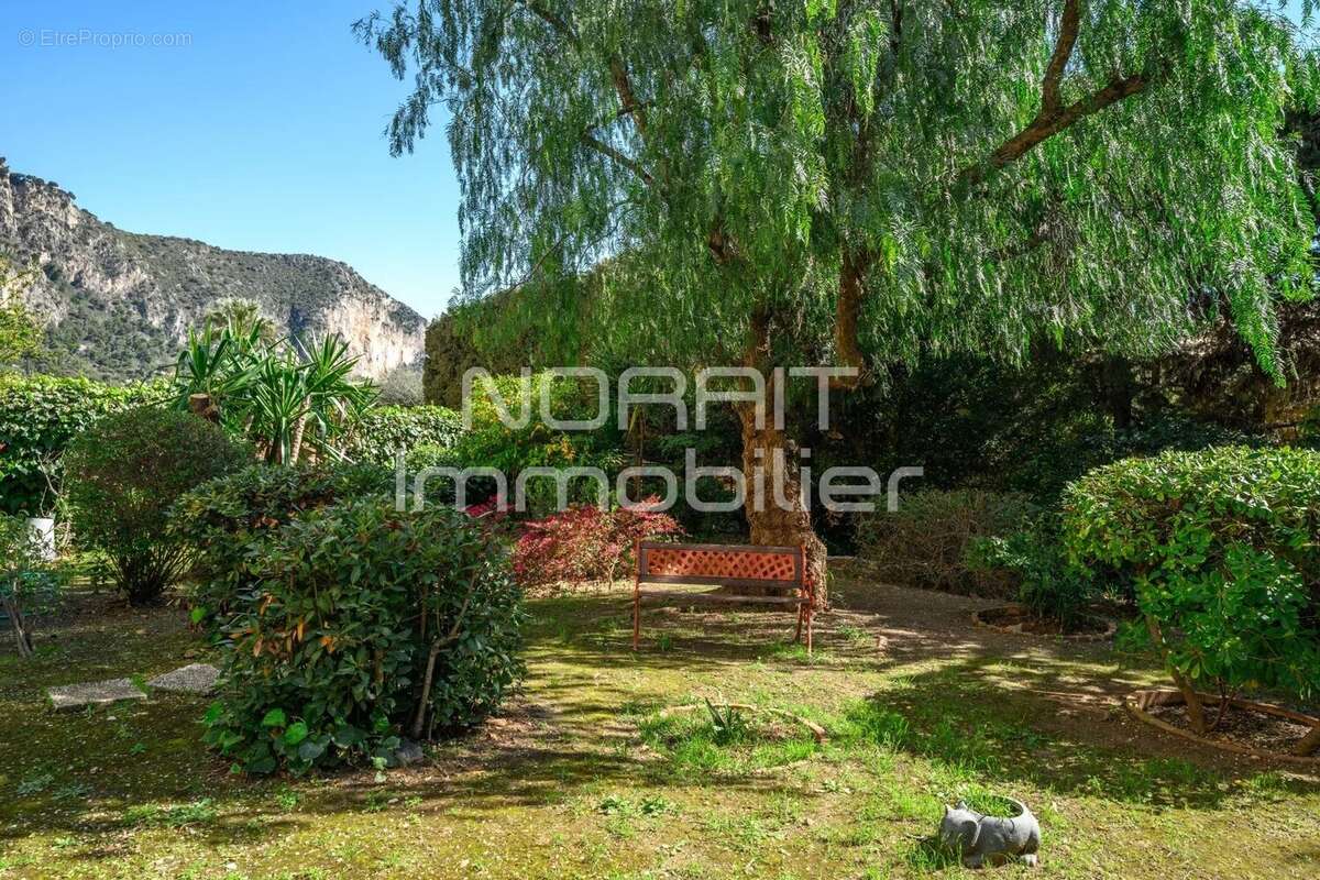 Appartement à BEAULIEU-SUR-MER