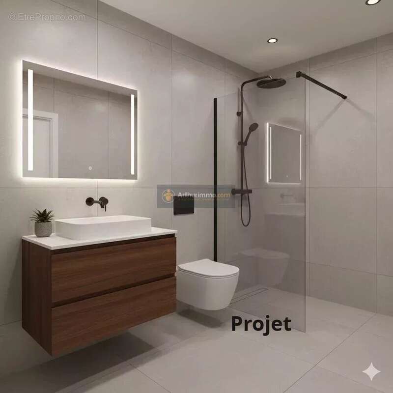 Appartement à FREJUS