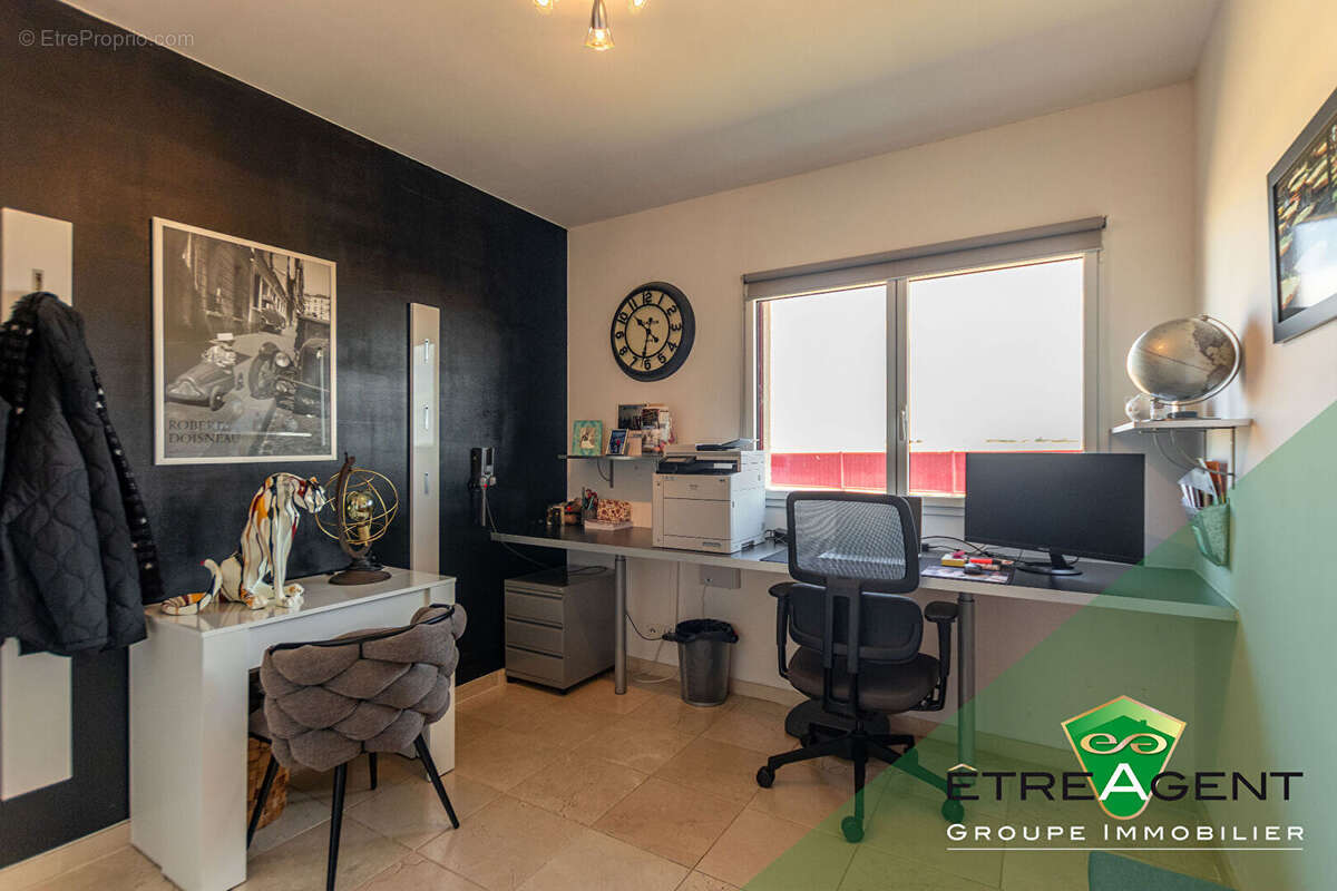 Maison SAINT AUBIN D'ÉCROSVILLE - 379 m² - 5 chambres - photo 10