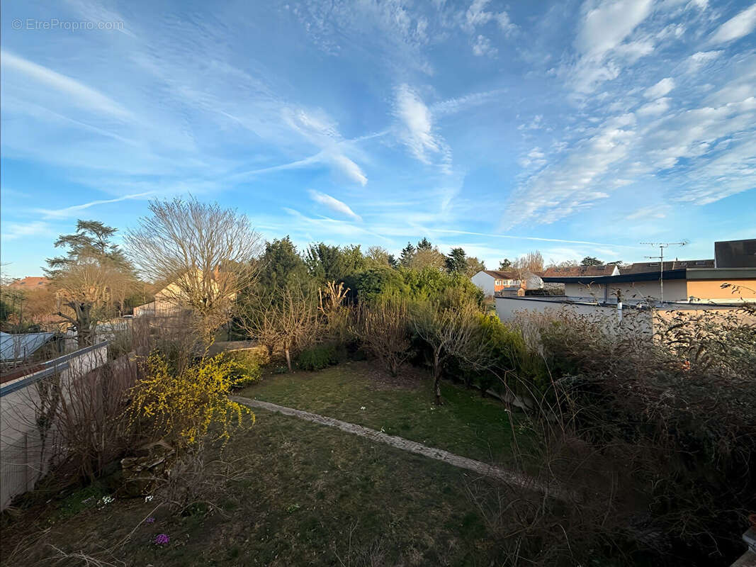 Maison à LES LOGES-EN-JOSAS