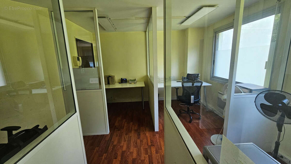 Commerce à SAINT-MAUR-DES-FOSSES